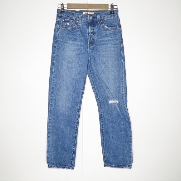 Levi’s Wedgie Straight Jeans - Picture 1 of 4